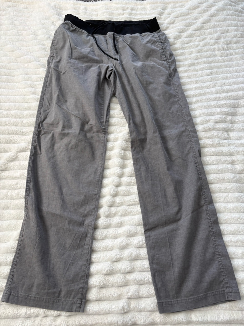 Men's Prana Gray Drawstring Waist Pants - Casual Comfort